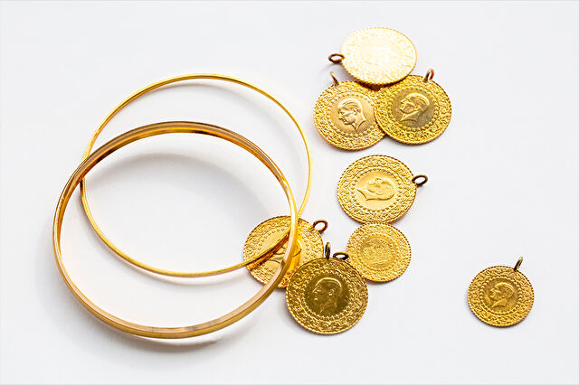 En Şık ve Yatırımlık Altın Bilezik Modelleri