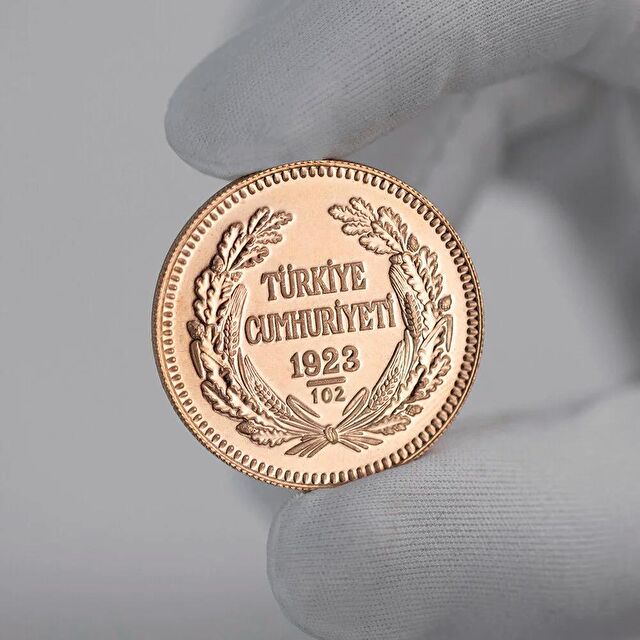 Ata 5´lik 102. Yıl Yeni Tarihli - 2